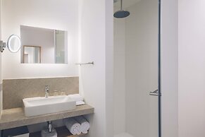 AYA Seahotel – Adults Only