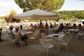Hôtel Vacances Bleues Castel Luberon