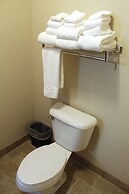 Cobblestone Inn & Suites - Denison - Oak Ridge