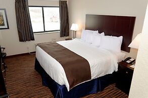 Cobblestone Inn & Suites - Denison - Oak Ridge