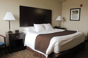 Cobblestone Inn & Suites - Denison - Oak Ridge