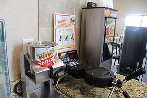 Cobblestone Inn & Suites - Denison - Oak Ridge