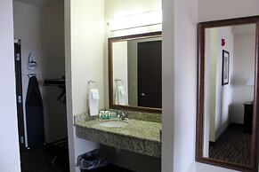 Cobblestone Inn & Suites - Denison - Oak Ridge