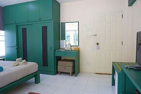 Na Vela Village - Adults Only