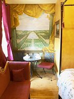 Trade Winds Bed and Breakfast