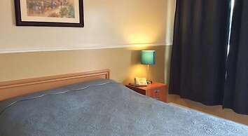 Auberge Du Lac Beauchamp