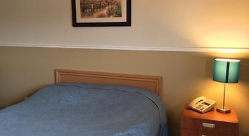 Auberge Du Lac Beauchamp