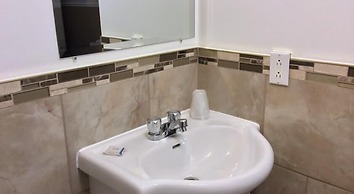 Auberge Du Lac Beauchamp