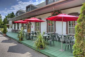 Auberge Baker