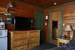 Shaver Lake Village Hotel