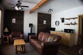 Shaver Lake Village Hotel