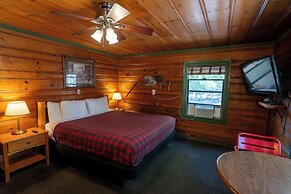 Shaver Lake Village Hotel