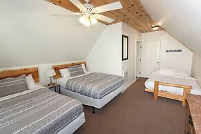 Shaver Lake Village Hotel