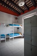 Island Life Hostel