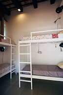 Island Life Hostel