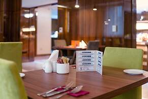 Holiday Inn Aktau by IHG