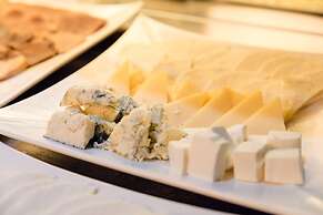 Holiday Inn Aktau by IHG