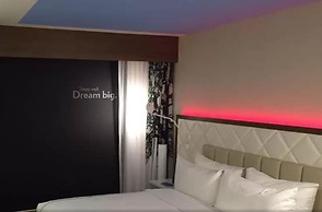 Even Hotel New York - Times Square South by IHG