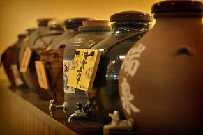 Community & Spa Naha Central Hotel