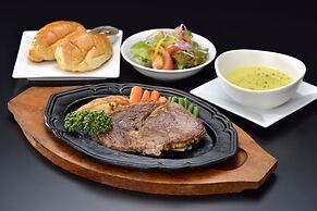 Community & Spa Naha Central Hotel