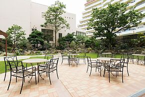 Community & Spa Naha Central Hotel