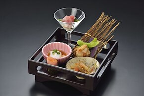 Community & Spa Naha Central Hotel