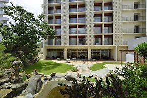 Community & Spa Naha Central Hotel