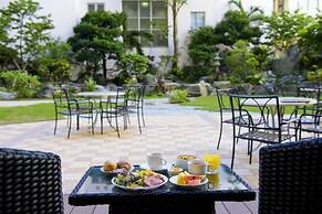 Community & Spa Naha Central Hotel