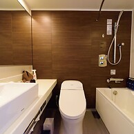 Community & Spa Naha Central Hotel