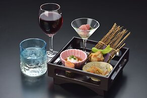 Community & Spa Naha Central Hotel