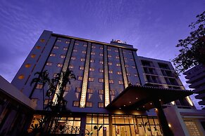 Community & Spa Naha Central Hotel