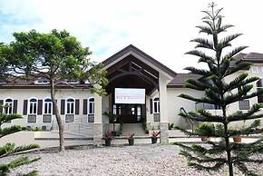 Country Chateau Hotel