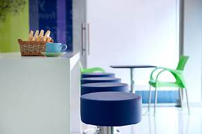 Ibis Budget Semarang Tendean