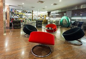 Long Beach Hotel