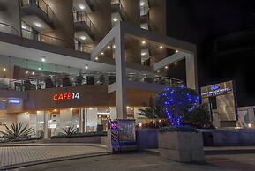 Long Beach Hotel