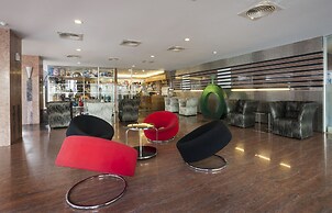 Long Beach Hotel