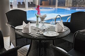 Long Beach Hotel