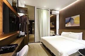 Hotel Almond Busan Station