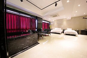 Hotel Almond Busan Station