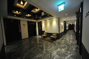 Hotel Almond Busan Station