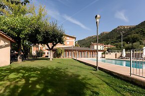 Catignano Hotel