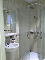 Alexander the Great Hotel - Alexotel
