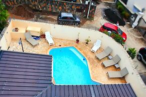 Beach Paradise Villas