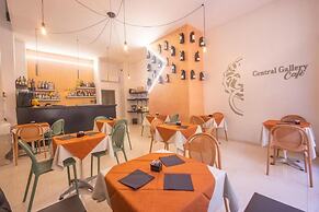 Central Gallery Rooms