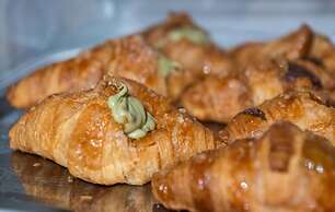 Central Gallery Rooms