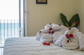 Central Gallery Rooms