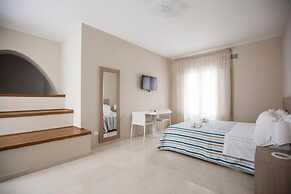 Central Gallery Rooms