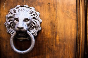 Central Gallery Rooms