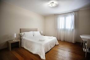 Central Gallery Rooms