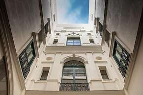 Central Gallery Rooms